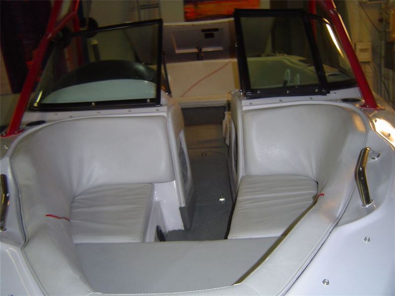 nautique 2001 air.jpg